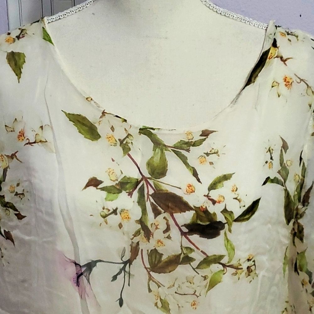 Viola Borghi Boho Romantic Cream Floral Ruffle Sleeve Flowy Silk Top L - Picture 3 of 10